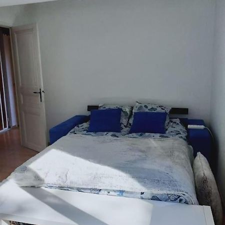 Appartement Au Coeur Du Village De Callian Dış mekan fotoğraf